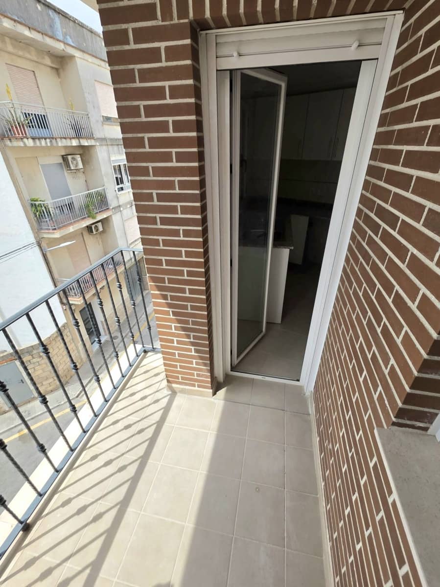 3 bedroom Apartment for sale in Pego with garage - € 165,000 (Ref: 9930139)