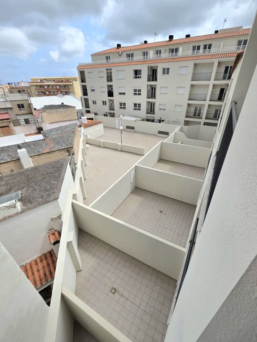 2 bedroom Apartment for sale in Pego with garage - € 144,000 (Ref: 9930140)