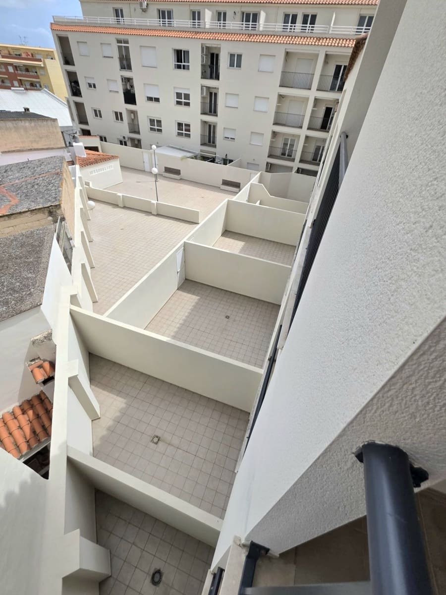 2 bedroom Apartment for sale in Pego with garage - € 154,000 (Ref: 9930141)