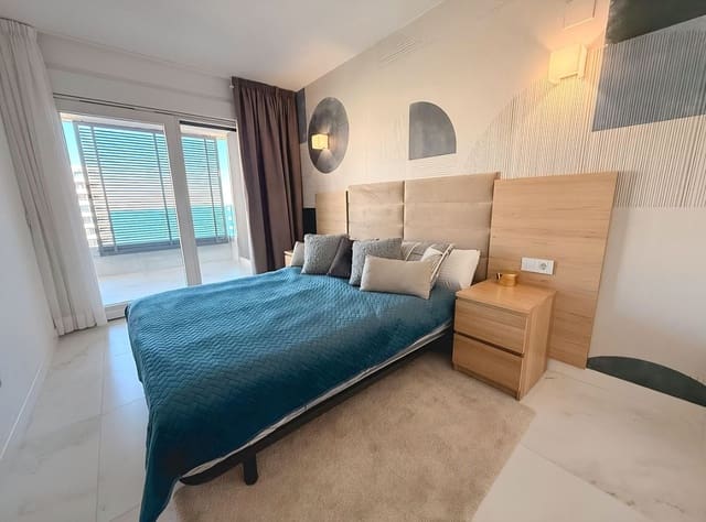 2 chambre Appartement à vendre à Punta Prima, Torrevieja avec piscine garage - 489 000 € (Ref: 9930147)