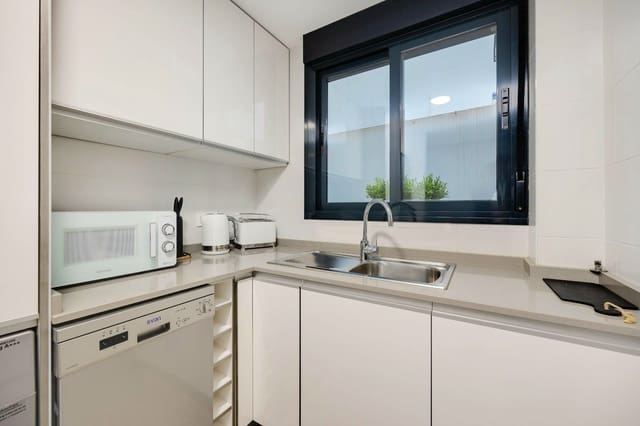 3 sovrum Lägenhet till salu i Centro - Muelle Pesquero, Torrevieja med garage - 299 000 € (Ref: 9930149)