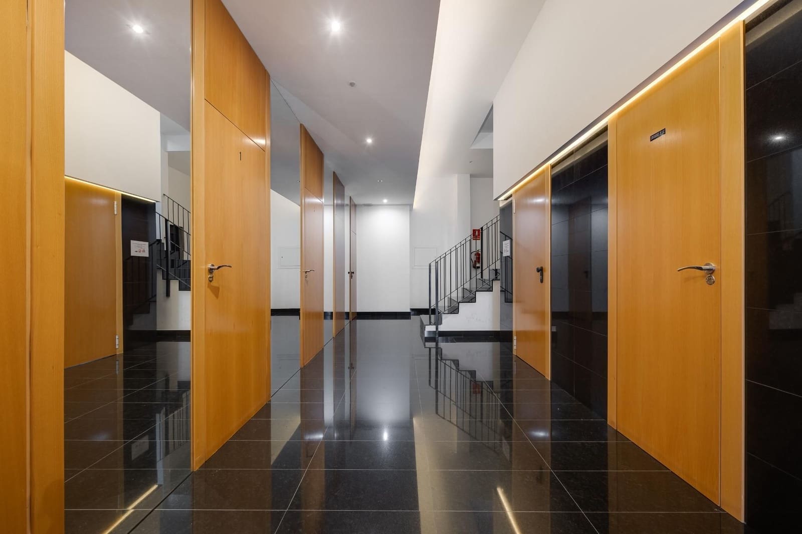 3 sovrum Lägenhet till salu i Torrevieja med garage - 299 000 € (Ref: 9930149)