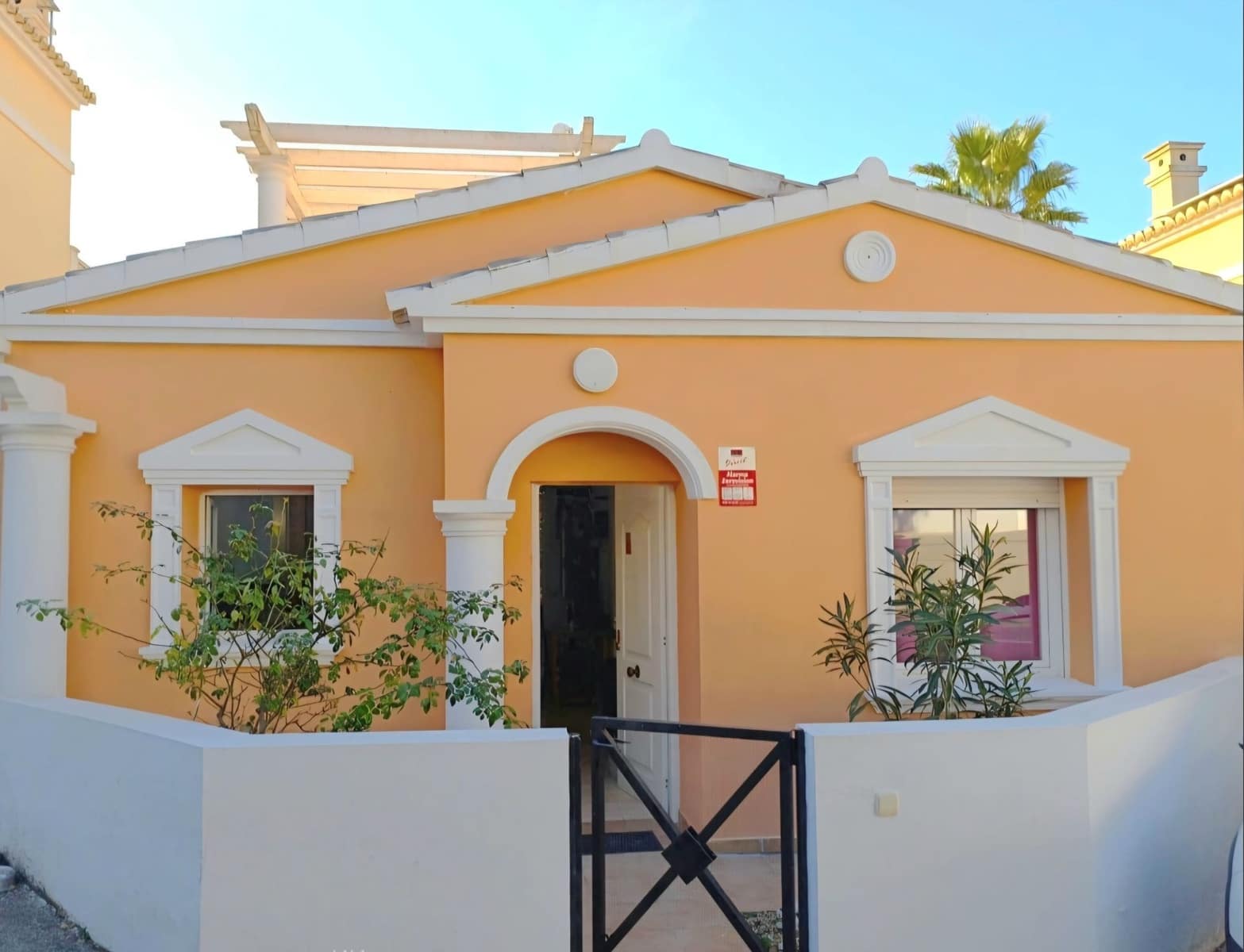 2 camera da letto Bungalow in vendita in Calpe / Calp con piscina garage - 285.000 € (Rif: 9930152)