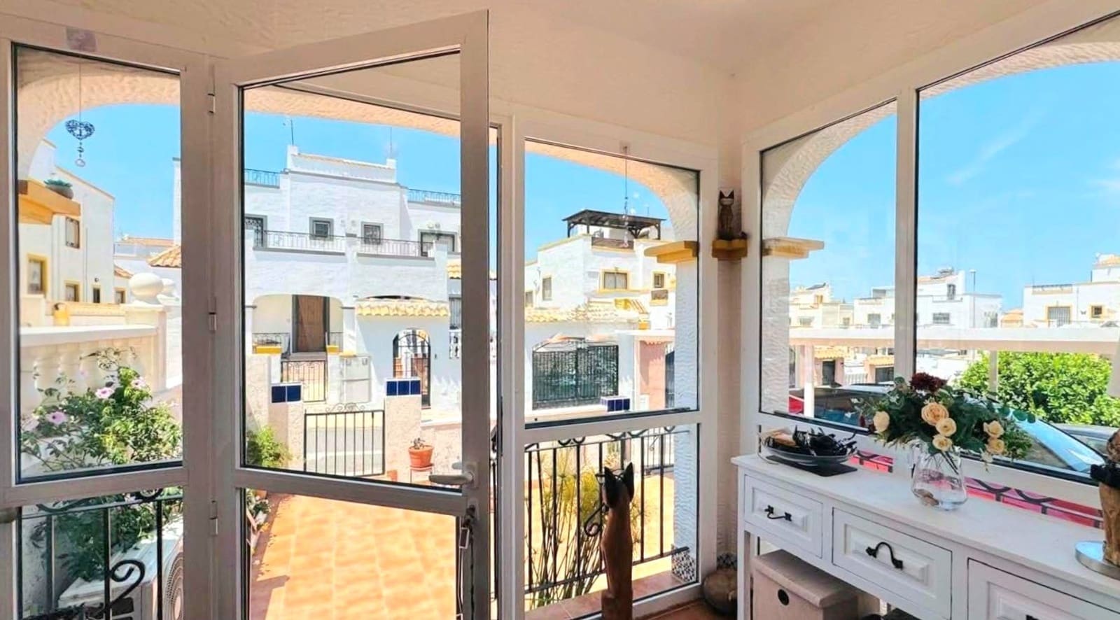 3 Zimmer Doppelhaus zu verkaufen in Orihuela Costa mit Pool Garage - 229.000 € (Ref: 9937513)