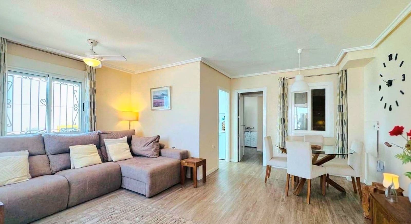3 Zimmer Doppelhaus zu verkaufen in Orihuela Costa mit Pool Garage - 229.000 € (Ref: 9937513)