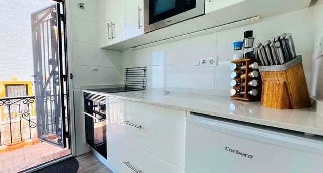 3 chambre Villa/Maison Semi-Mitoyenne à vendre à Los Balcones - Los Altos, Orihuela avec piscine garage - 229 000 € (Ref: 9937513)