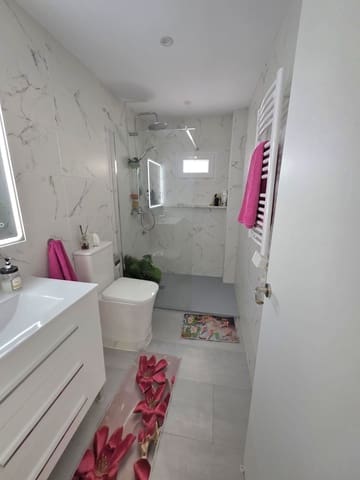 2 soverom Bungalow til salgs i Torrevieja med svømmebasseng - € 149 000 (Ref: 9945124)
