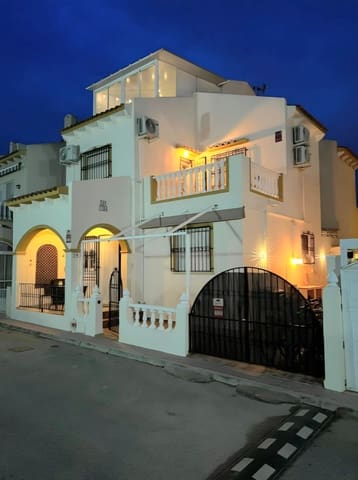3 sypialnia Dom blizniak na sprzedaż w Playa Flamenca, Orihuela z basenem garażem - 242 900 € (Ref: 9953749)