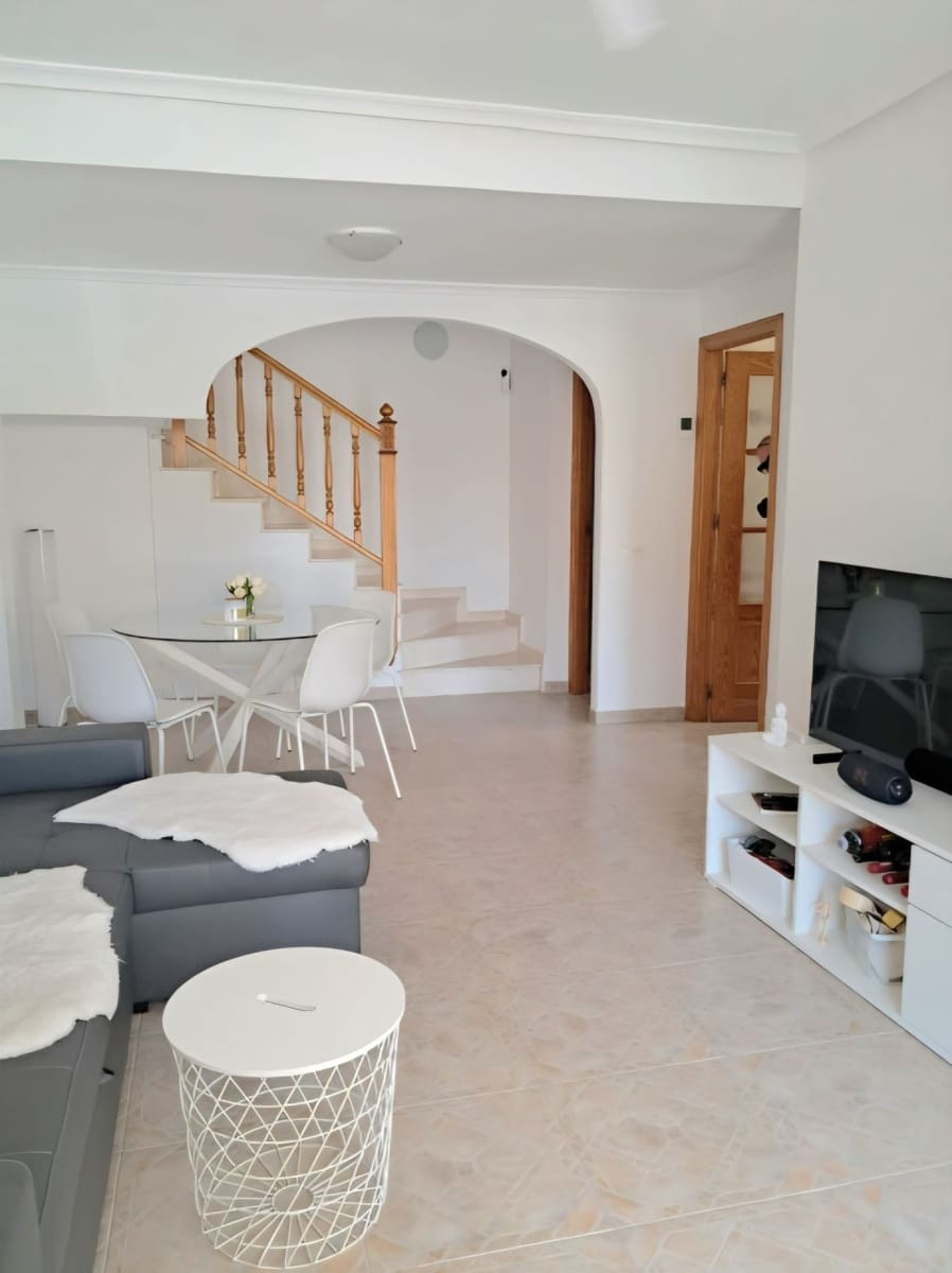 3 quarto Moradia Geminada para venda em Orihuela Costa com piscina garagem - 242 900 € (Ref: 9953749)