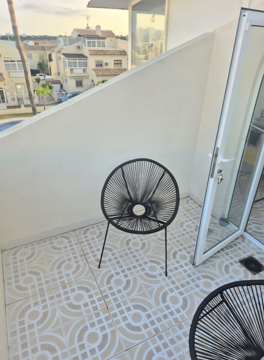 3 quarto Moradia Geminada para venda em Orihuela Costa com piscina garagem - 242 900 € (Ref: 9953749)