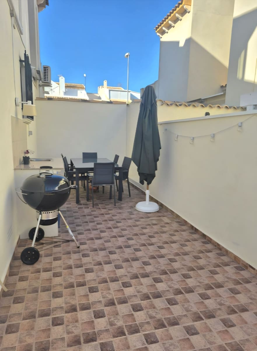 3 quarto Moradia Geminada para venda em Orihuela Costa com piscina garagem - 242 900 € (Ref: 9953749)