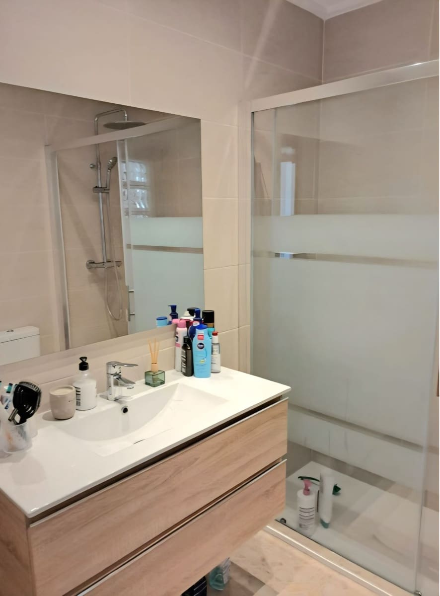 3 quarto Moradia Geminada para venda em Orihuela Costa com piscina garagem - 242 900 € (Ref: 9953749)