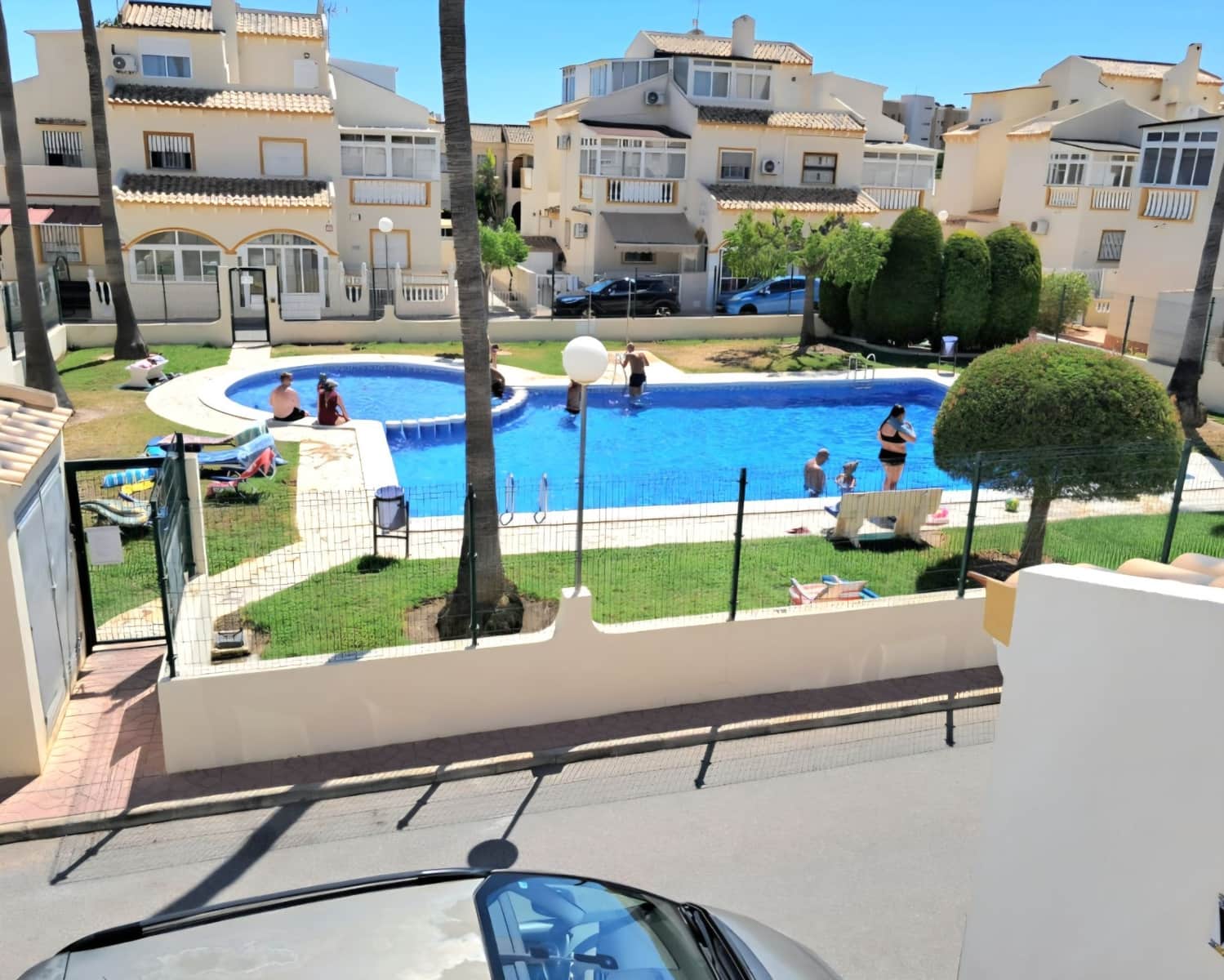 3 quarto Moradia Geminada para venda em Orihuela Costa com piscina garagem - 242 900 € (Ref: 9953749)