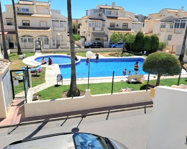 3 sypialnia Dom blizniak na sprzedaż w Playa Flamenca, Orihuela z basenem garażem - 242 900 € (Ref: 9953749)