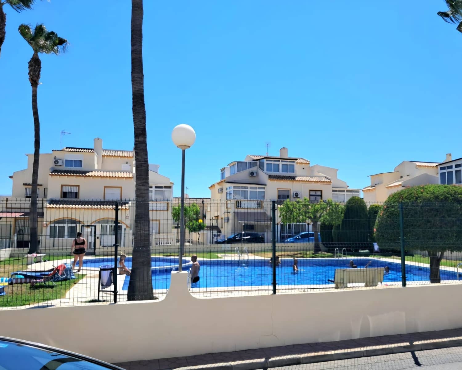 3 quarto Moradia Geminada para venda em Orihuela Costa com piscina garagem - 242 900 € (Ref: 9953749)