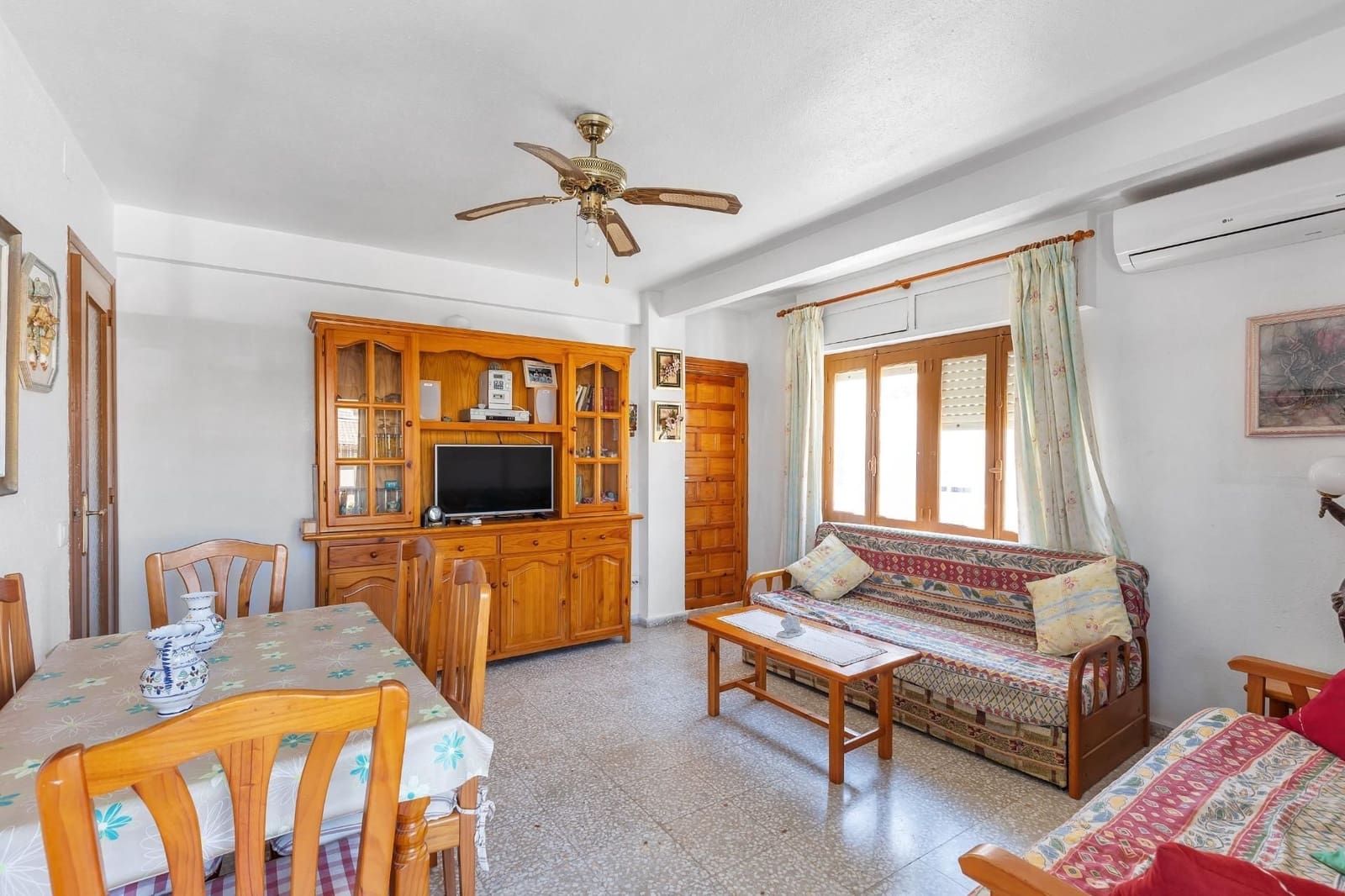 3 soveværelse Bungalow til salg i Torrevieja - € 190.000 (Ref: 9956801)