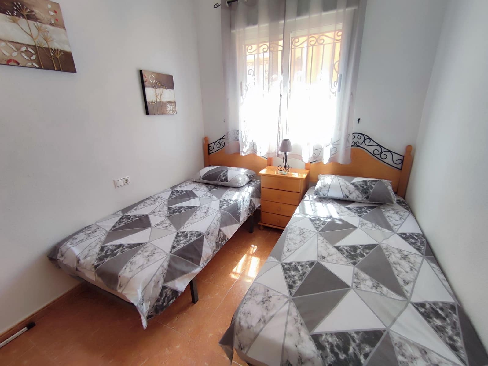 3 bedroom Semi-detached Villa for sale in Orihuela Costa with pool garage - € 215,000 (Ref: 9959213)