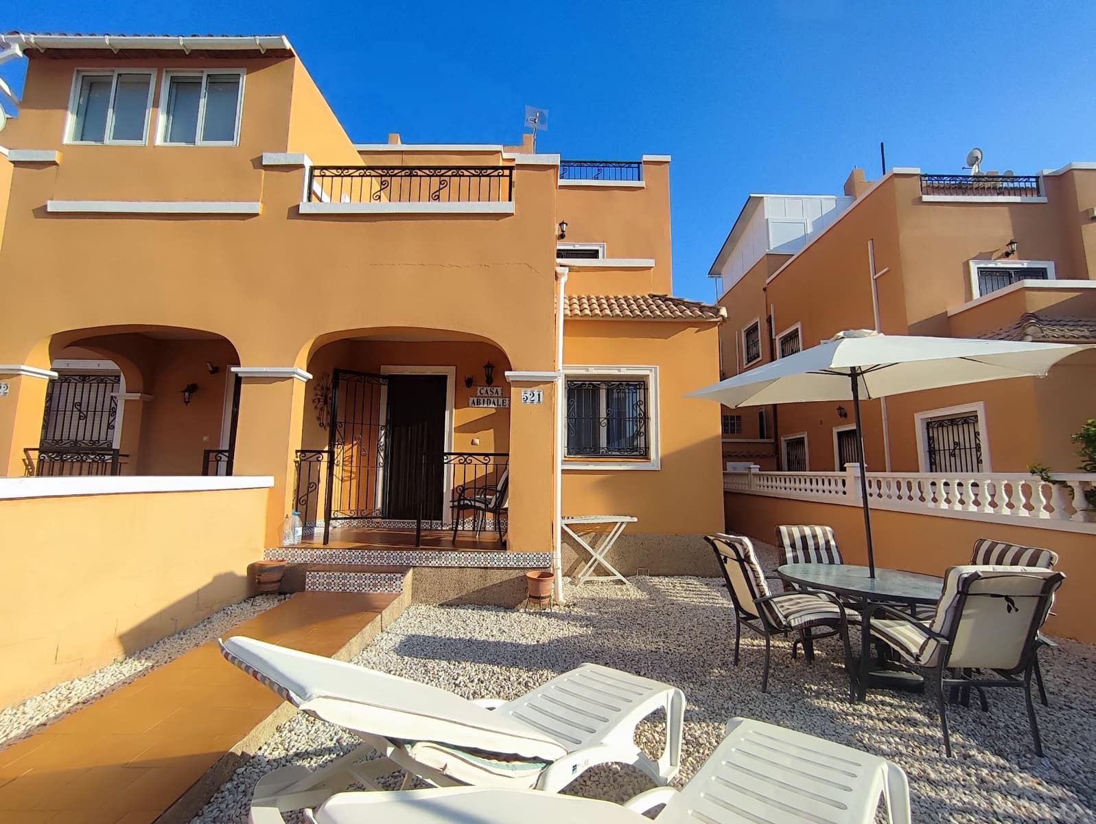 3 bedroom Semi-detached Villa for sale in Orihuela Costa with pool garage - € 215,000 (Ref: 9959213)