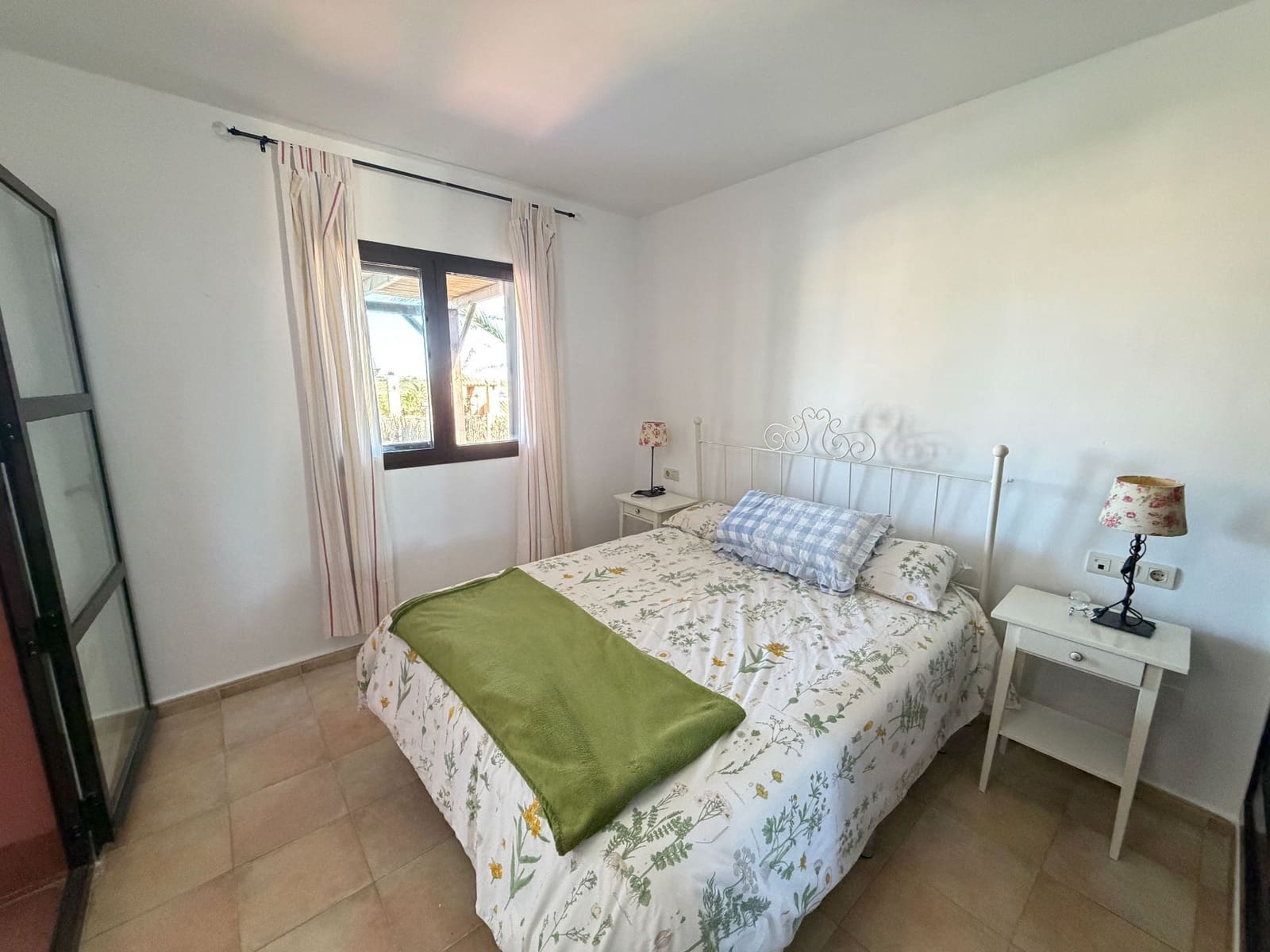 2 bedroom Villa for sale in Hacienda del Alamo with pool garage - € 199,900 (Ref: 9777007)