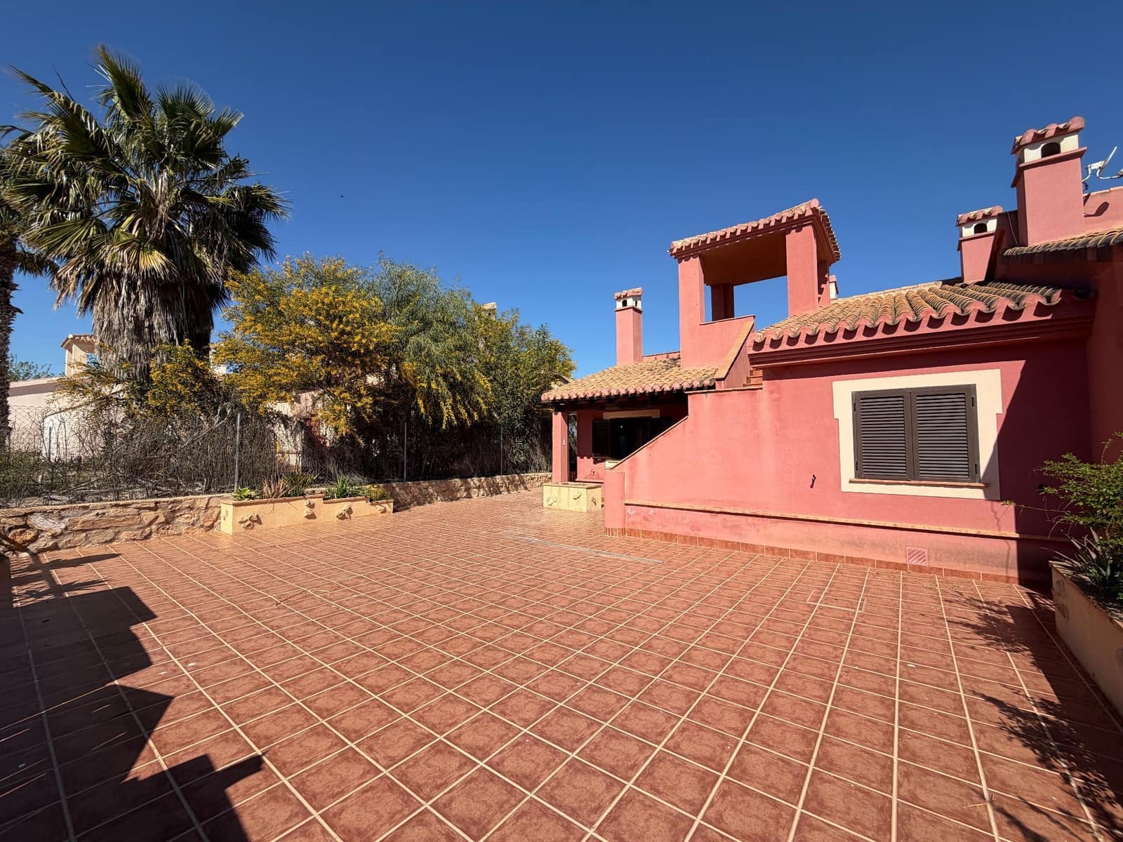 2 bedroom Villa for sale in Hacienda del Alamo with pool garage - € 199,900 (Ref: 9777007)