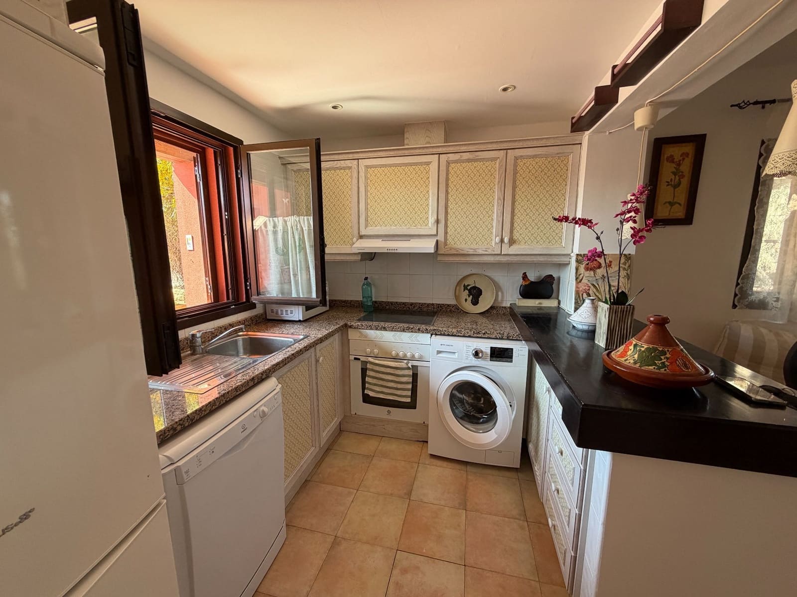 2 bedroom Villa for sale in Hacienda del Alamo with pool garage - € 199,900 (Ref: 9777007)