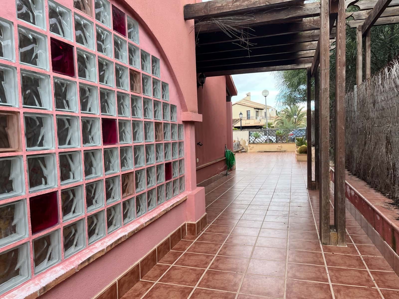 2 bedroom Villa for sale in Hacienda del Alamo with pool garage - € 199,900 (Ref: 9777007)