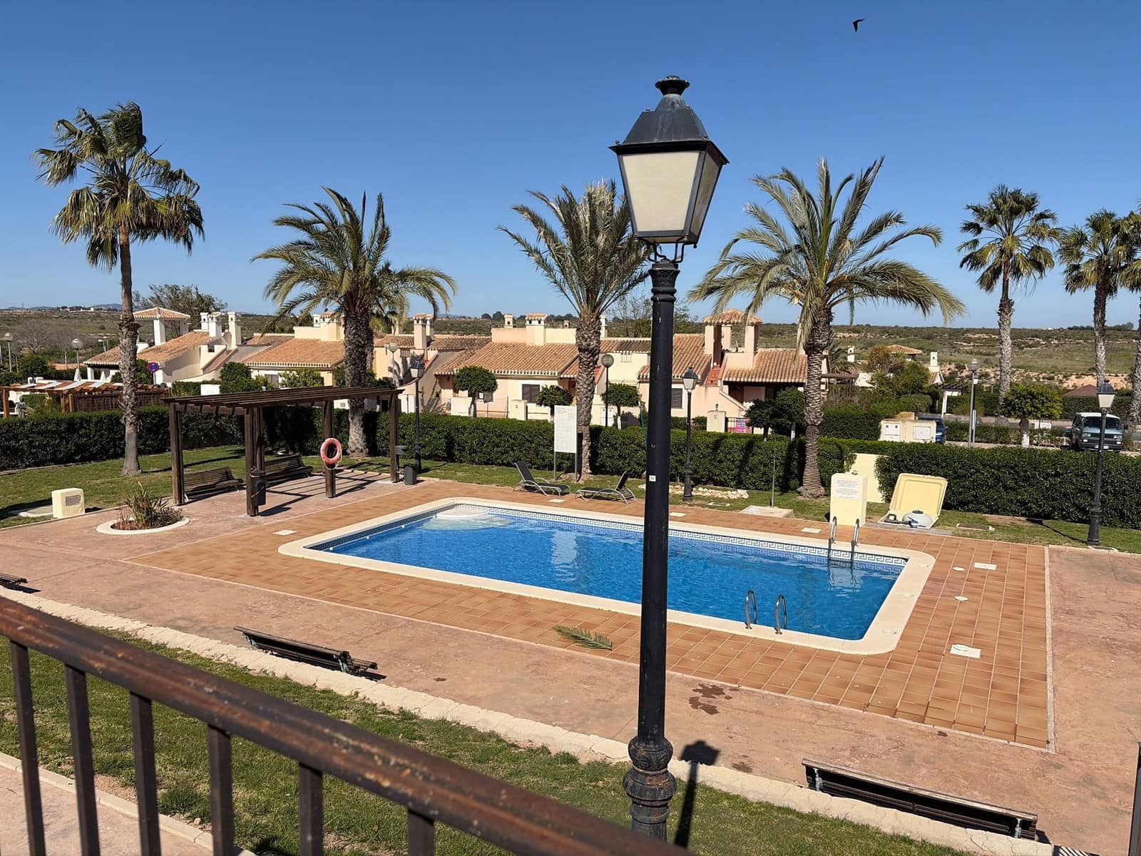2 bedroom Villa for sale in Hacienda del Alamo with pool garage - € 199,900 (Ref: 9777007)