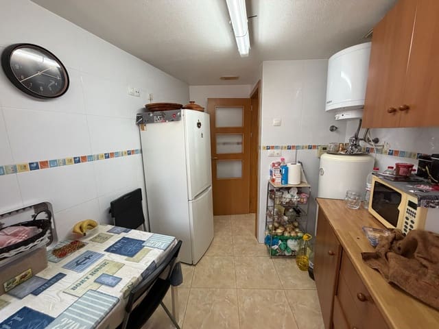 3 bedroom Flat for sale in Lobosillo, Murcia city with garage - € 100,000 (Ref: 9777018)