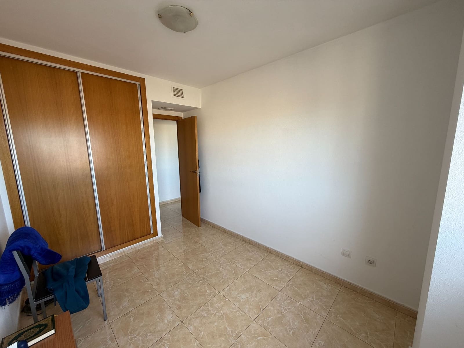 3 bedroom Flat for sale in Murcia city with garage - € 100,000 (Ref: 9777018)