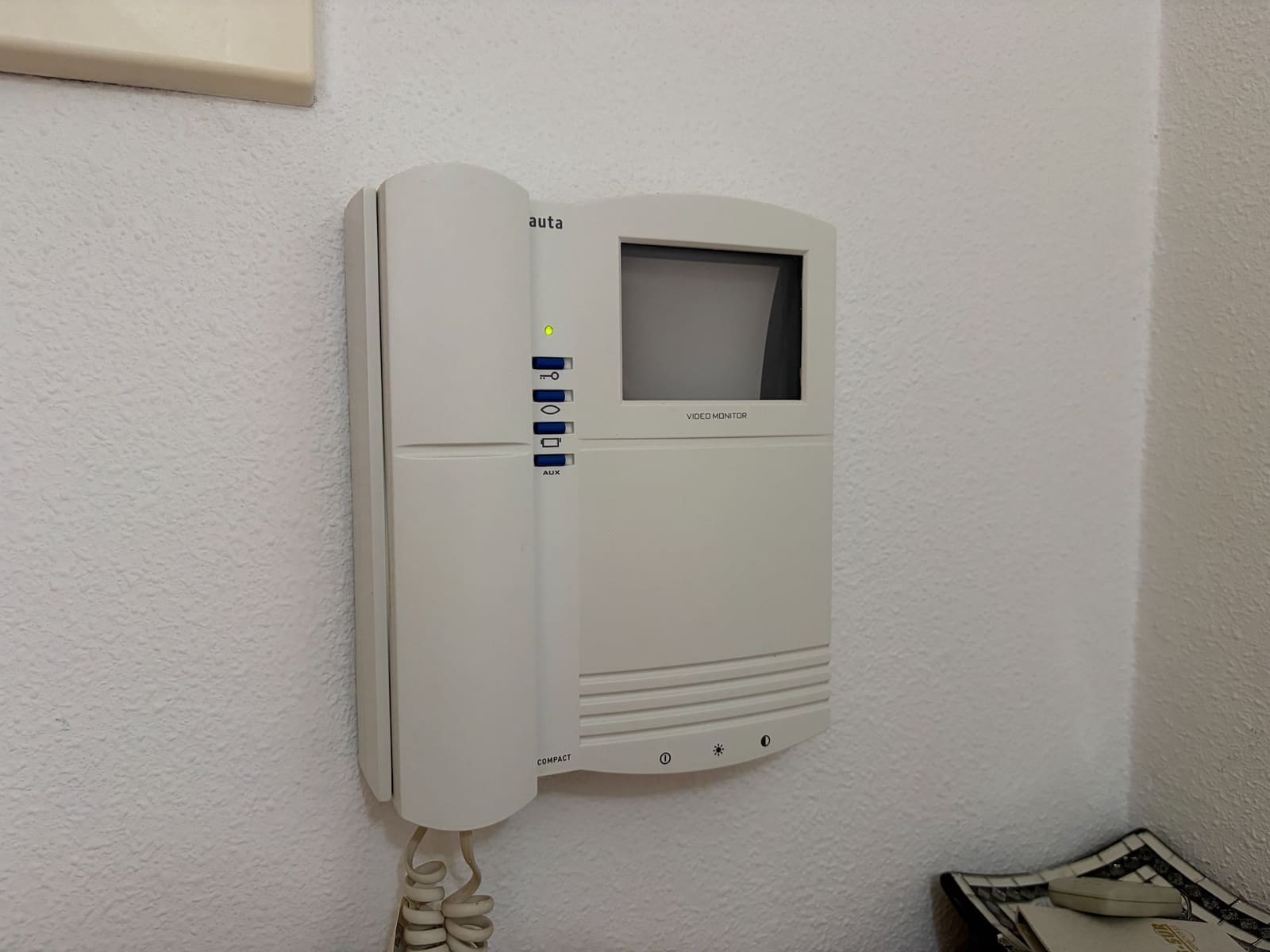 3 bedroom Flat for sale in Murcia city with garage - € 100,000 (Ref: 9777018)