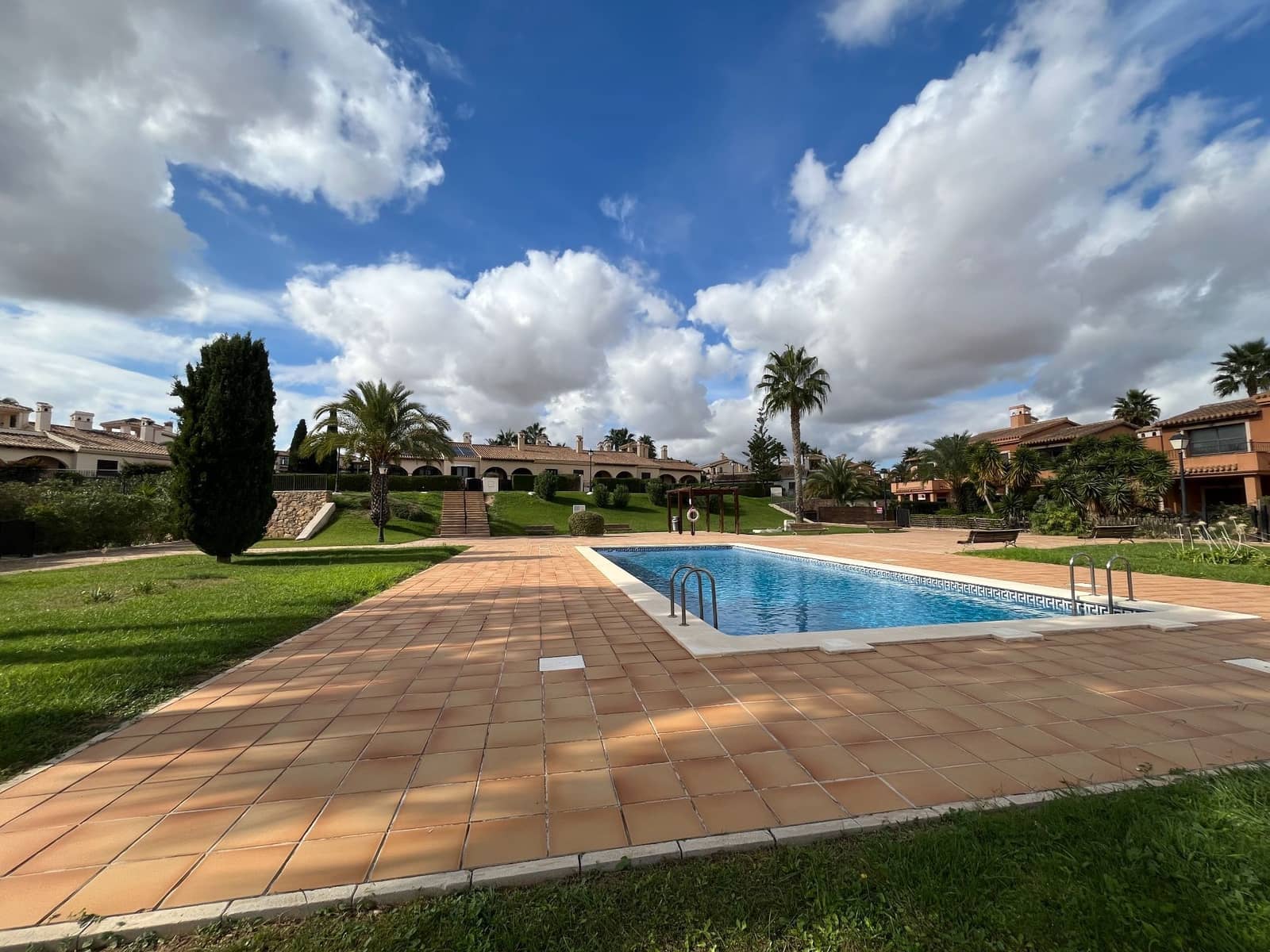 2 sypialnia Dom blizniak na sprzedaż w Hacienda del Alamo z basenem - 169 900 € (Ref: 9777034)