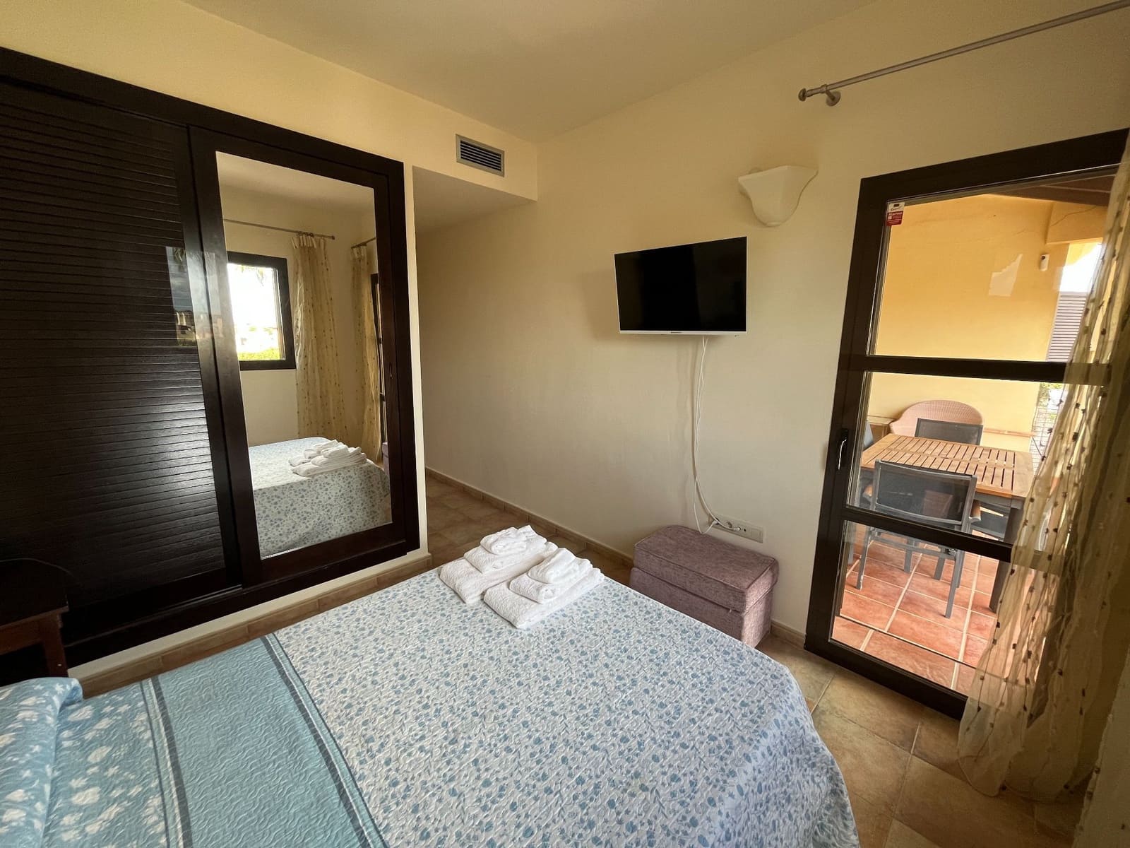 2 sypialnia Dom blizniak na sprzedaż w Hacienda del Alamo z basenem - 169 900 € (Ref: 9777034)