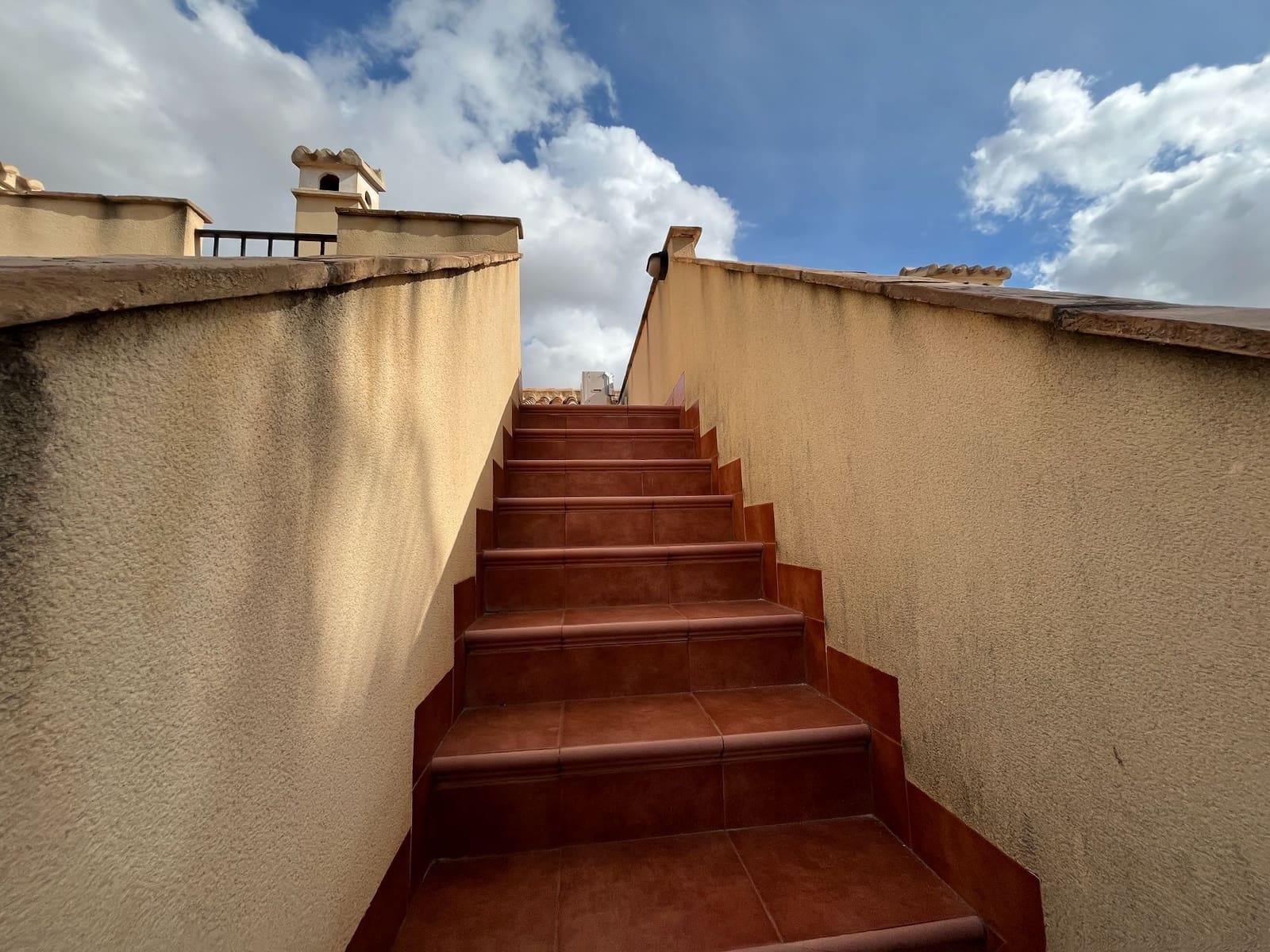 2 sypialnia Dom blizniak na sprzedaż w Hacienda del Alamo z basenem - 169 900 € (Ref: 9777034)