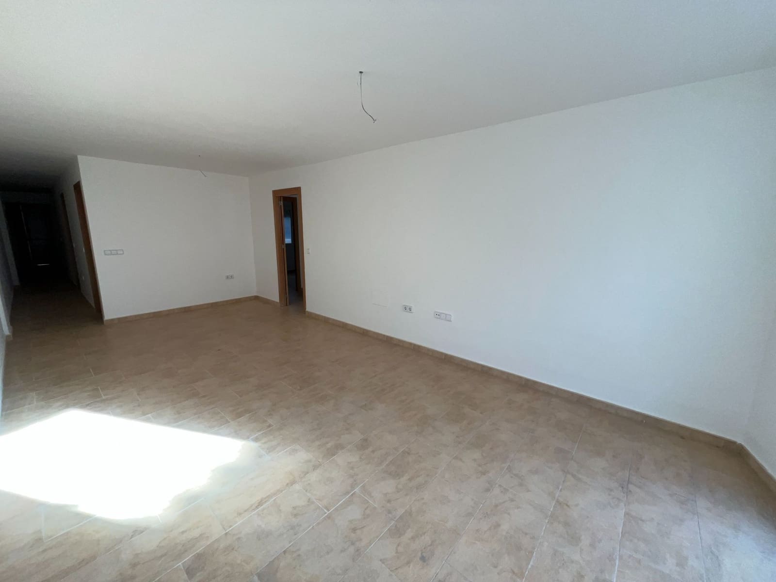 3 bedroom Flat for sale in Fuente Alamo de Murcia with garage - € 117,000 (Ref: 9777059)