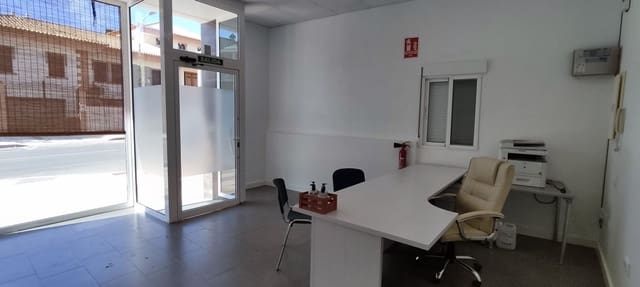 Kaupallinen vuokrattavana paikassa Fuente Alamo de Murcia - 1 250 € (Ref: 9777060)