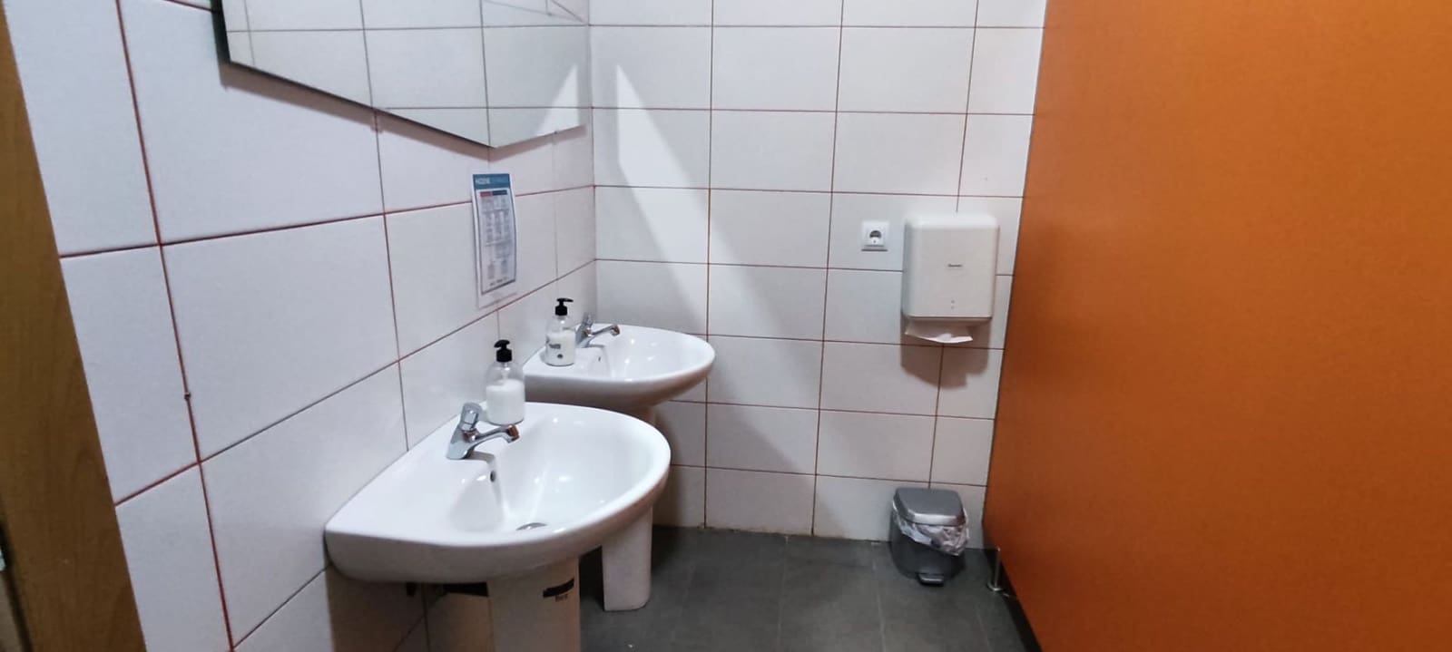 Commercial for rent in Fuente Alamo de Murcia - € 1,250 (Ref: 9777060)