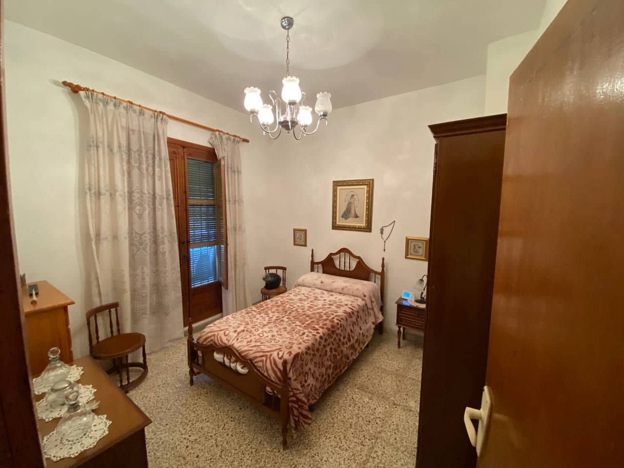 7 soveværelse Byhus til salg i Huecija - € 92.000 (Ref: 9777064)