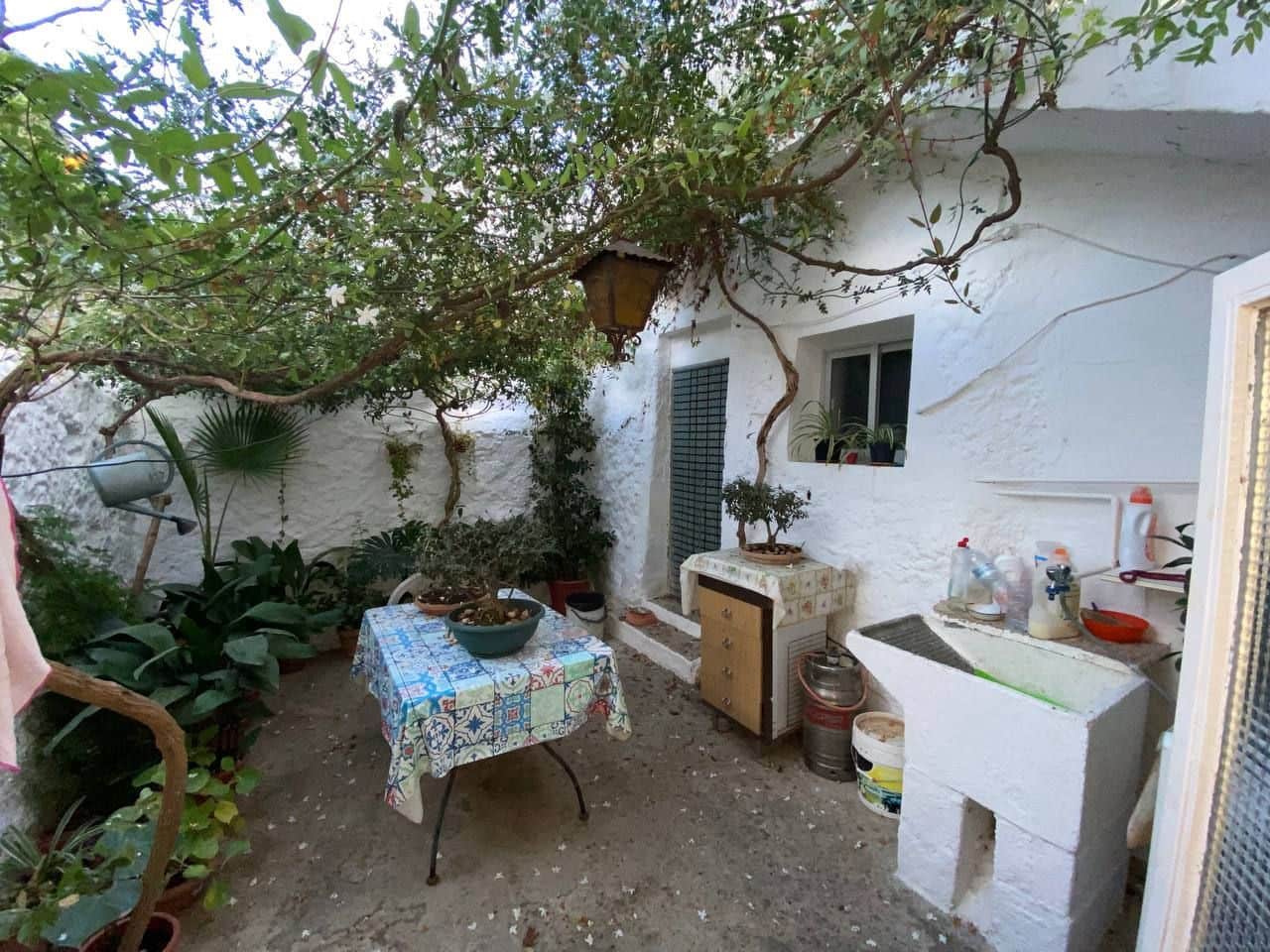 7 soveværelse Byhus til salg i Huecija - € 92.000 (Ref: 9777064)