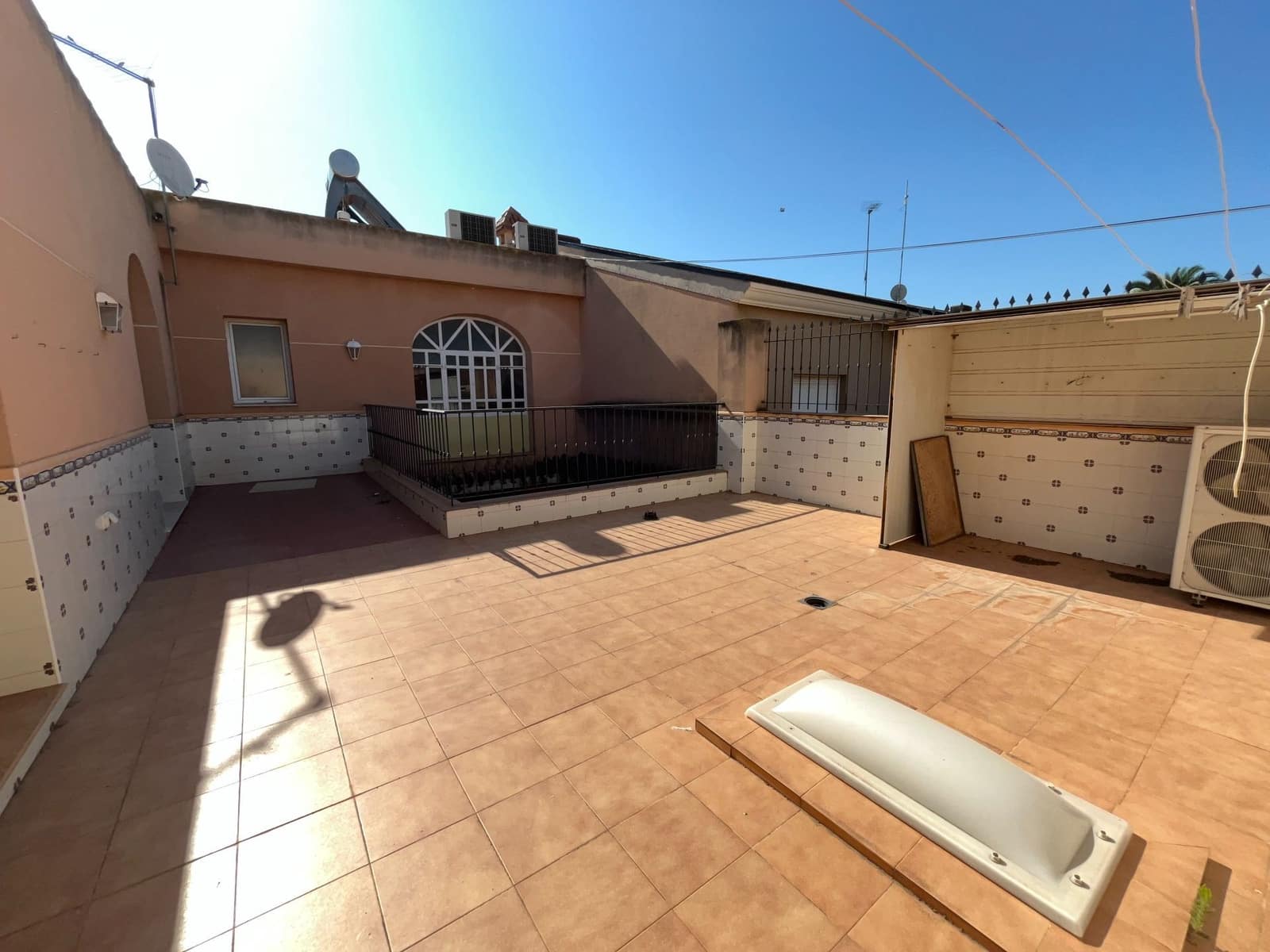 5 bedroom Flat for sale in Fuente Alamo de Murcia - € 285,000 (Ref: 9777067)