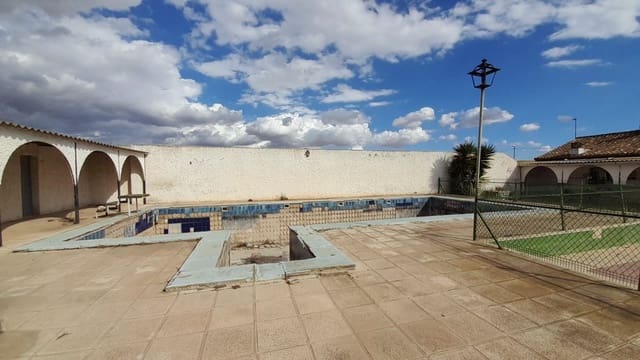 6 makuuhuone Huvila myytävänä paikassa Los Canovas, Fuente Alamo de Murcia mukana uima-altaan - 168 000 € (Ref: 9777069)