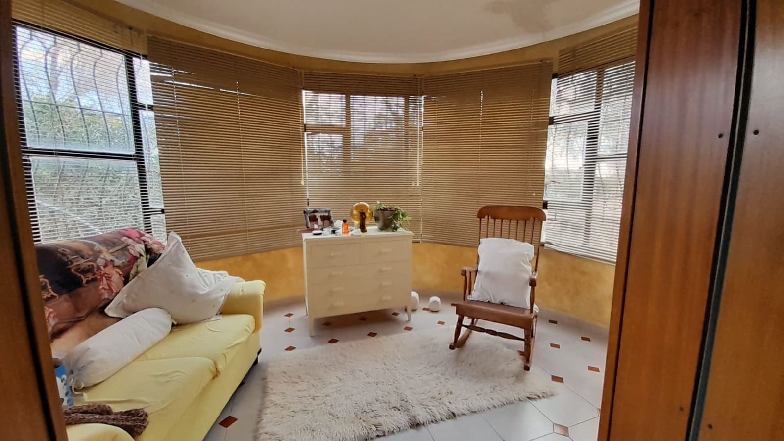 6 bedroom Villa for sale in Los Canovas with pool - € 168,000 (Ref: 9777069)