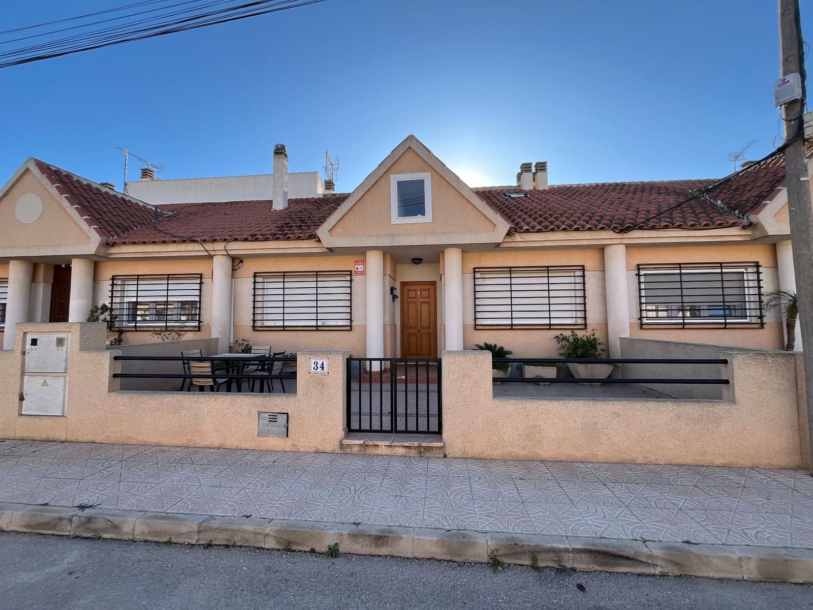 4 bedroom Villa for sale in Fuente Alamo de Murcia with garage - € 197,500 (Ref: 9830748)