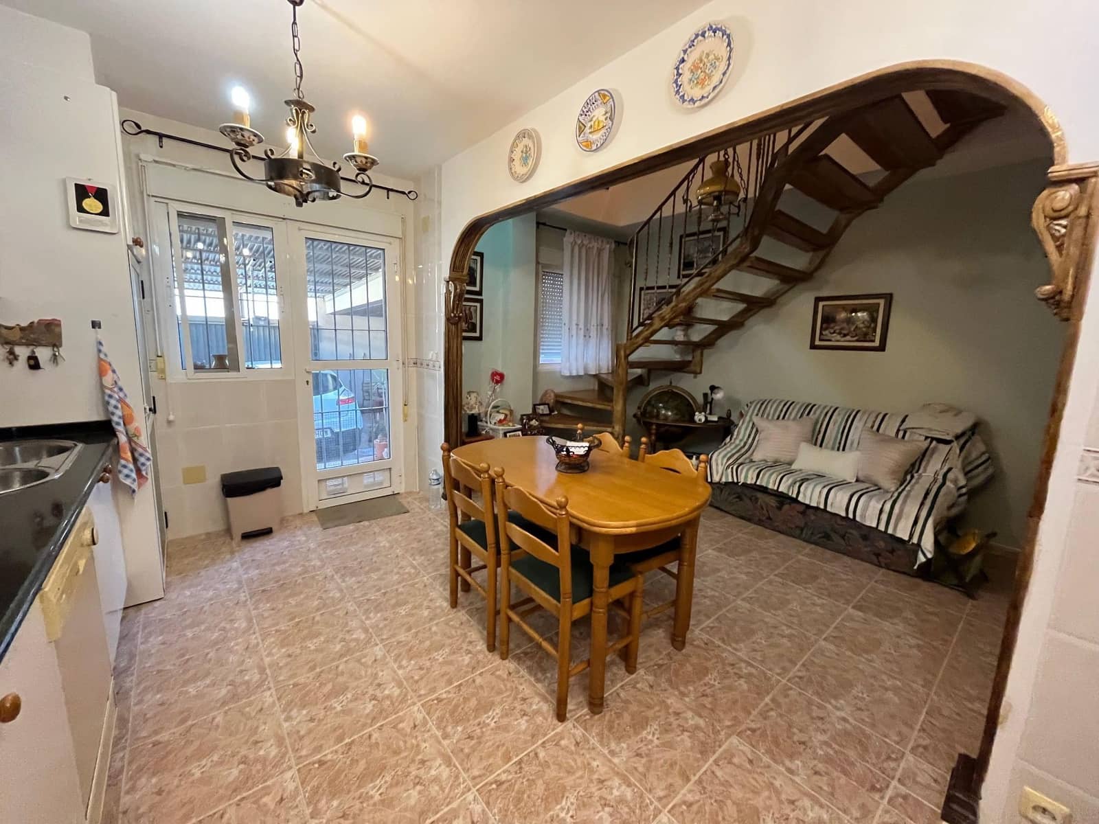 4 bedroom Villa for sale in Fuente Alamo de Murcia with garage - € 197,500 (Ref: 9830748)