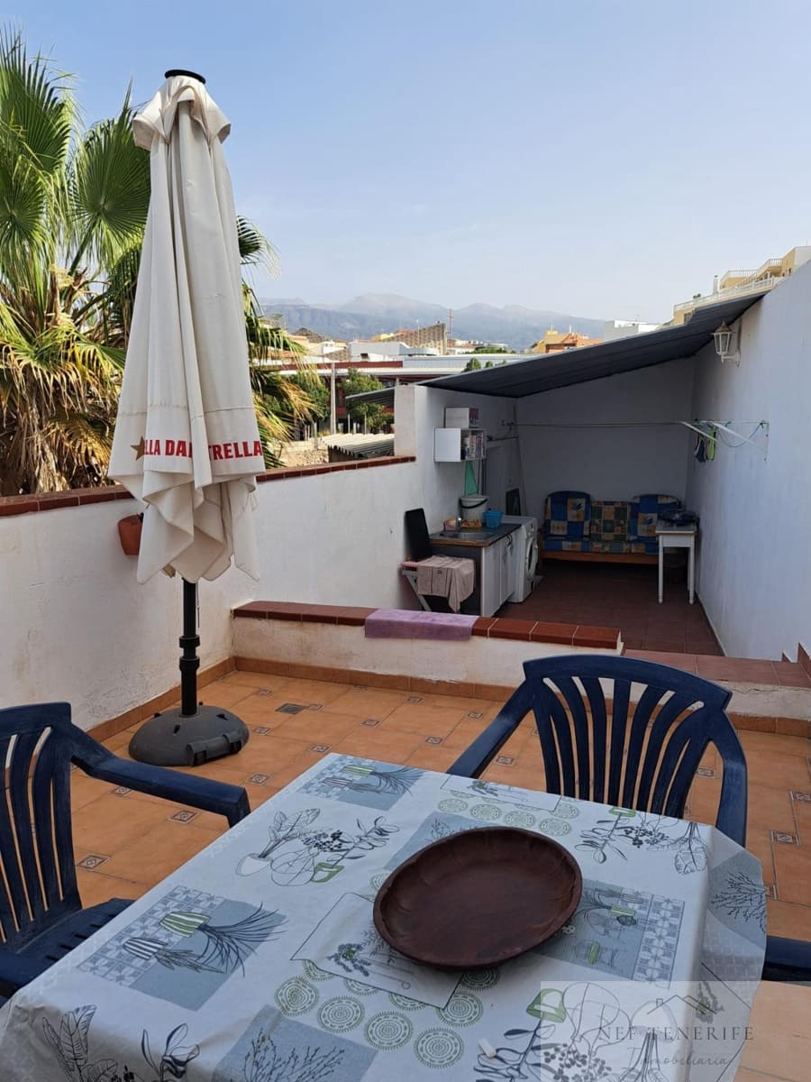4 chambre Maison de Ville à vendre à San Isidro de Abona - 330 000 € (Ref: 9879258)