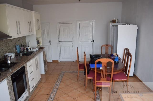 4 chambre Maison de Ville à vendre à San Isidro de Abona, Granadilla de Abona - 330 000 € (Ref: 9879258)