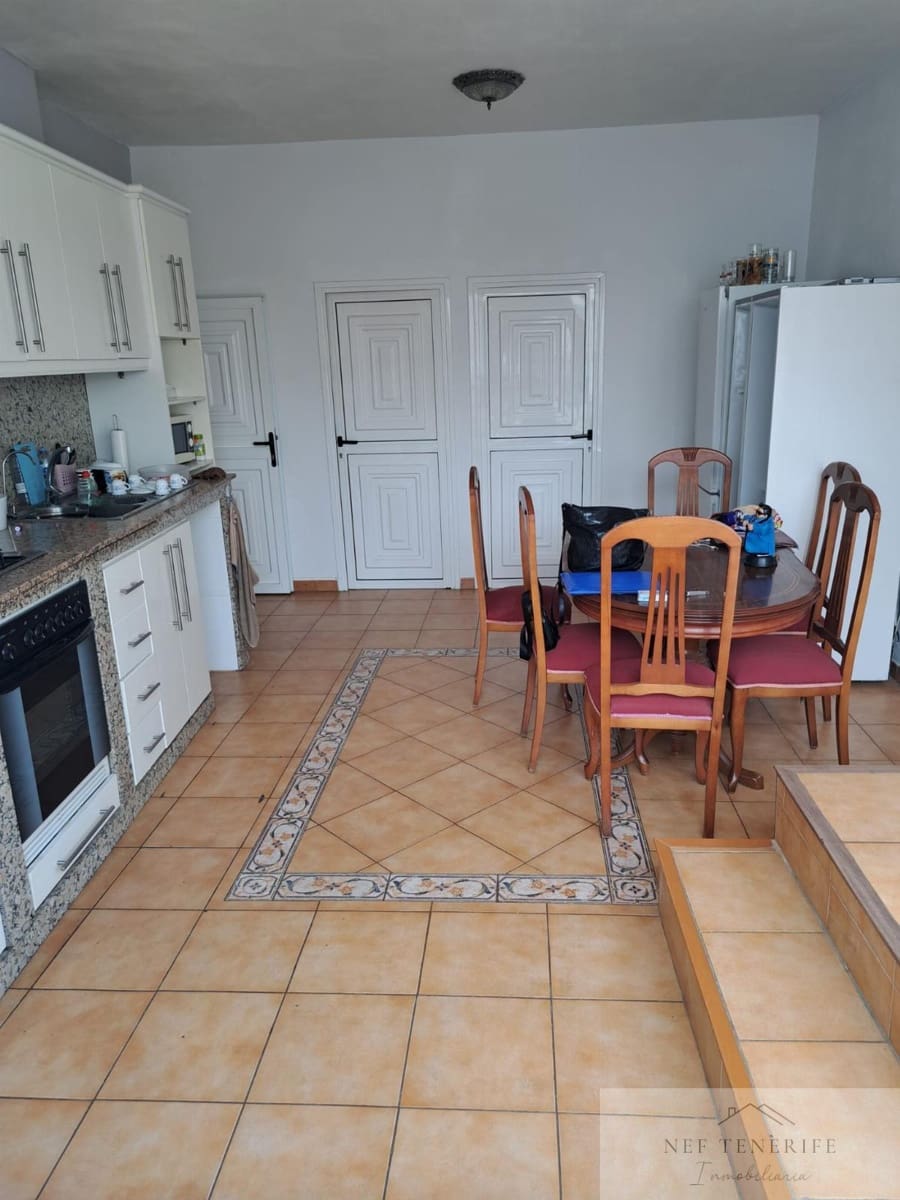 4 chambre Maison de Ville à vendre à San Isidro de Abona - 330 000 € (Ref: 9879258)
