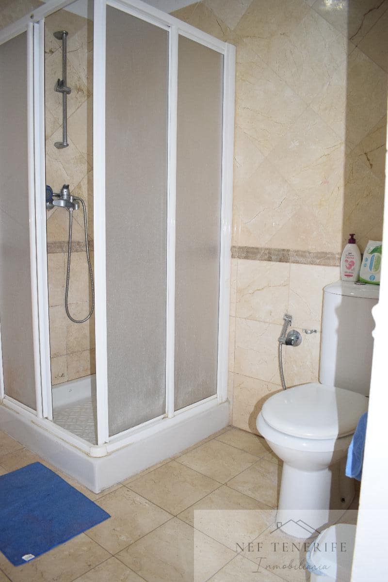 4 chambre Maison de Ville à vendre à San Isidro de Abona - 330 000 € (Ref: 9879258)