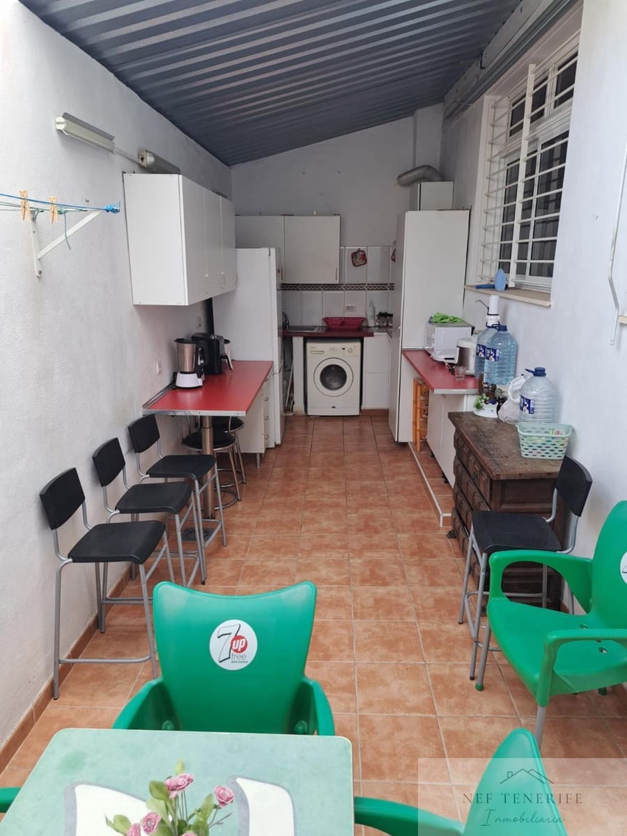 4 chambre Maison de Ville à vendre à San Isidro de Abona - 330 000 € (Ref: 9879258)
