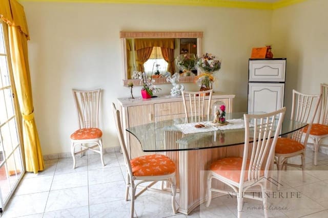 15 soveværelse Villa til salg i El Medano, Granadilla de Abona med swimmingpool - € 1.750.000 (Ref: 9879262)