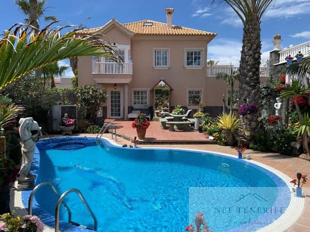 15 sovrum Villa till salu i El Medano, Granadilla de Abona med pool - 1 750 000 € (Ref: 9879262)